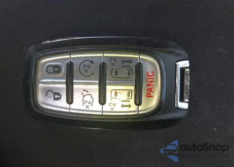 2022 Chrysler Voyager Lx z USA, uszkodzony, nr VIN 2C4RC1CG4NR215567